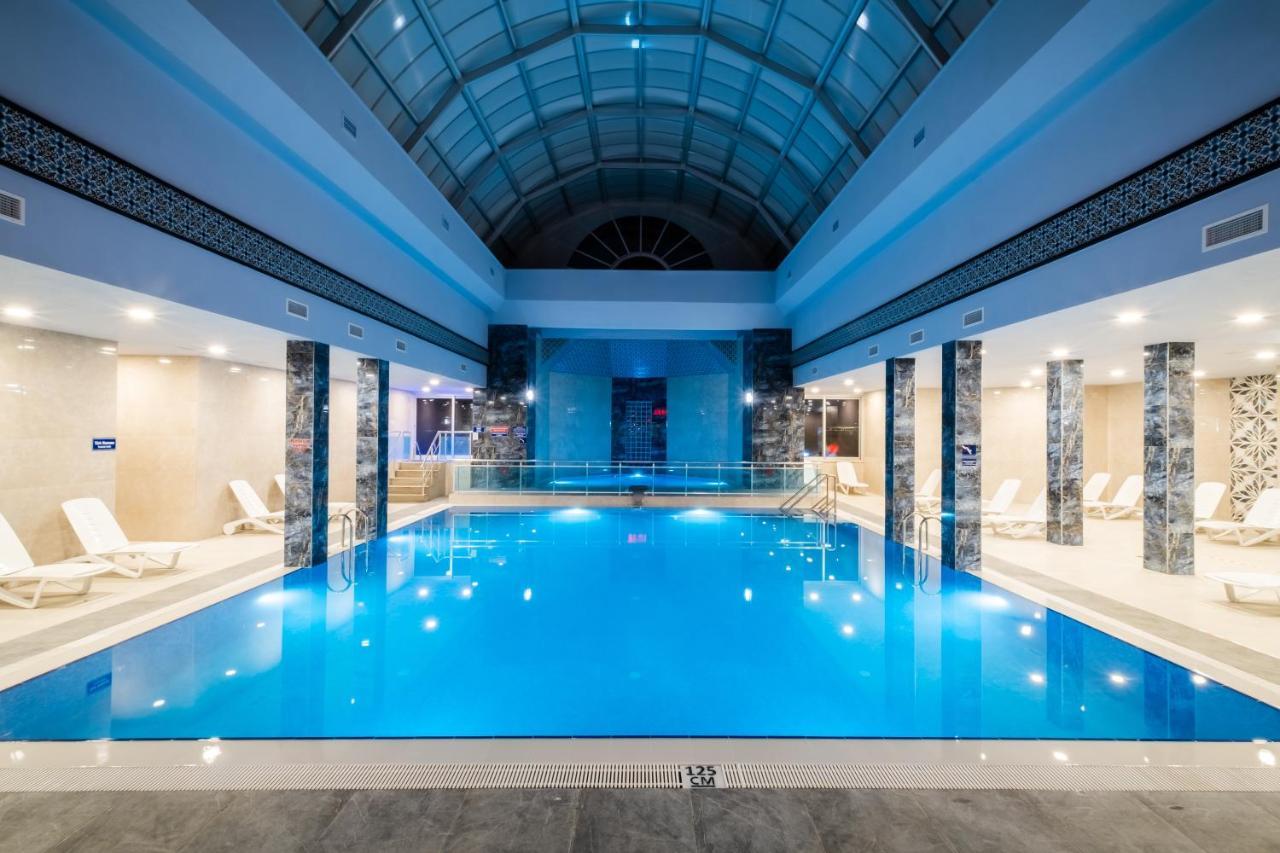克洛萨泰马尔温泉酒店 Karahayit  外观 照片 The swimming pool at the hotel