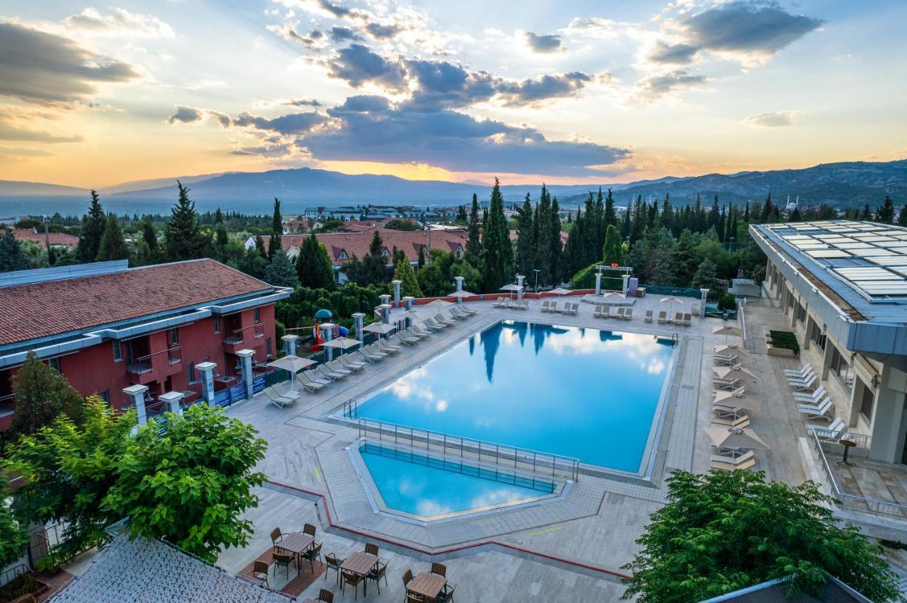 克洛萨泰马尔温泉酒店 Karahayit  外观 照片 The pool at the University of Patras